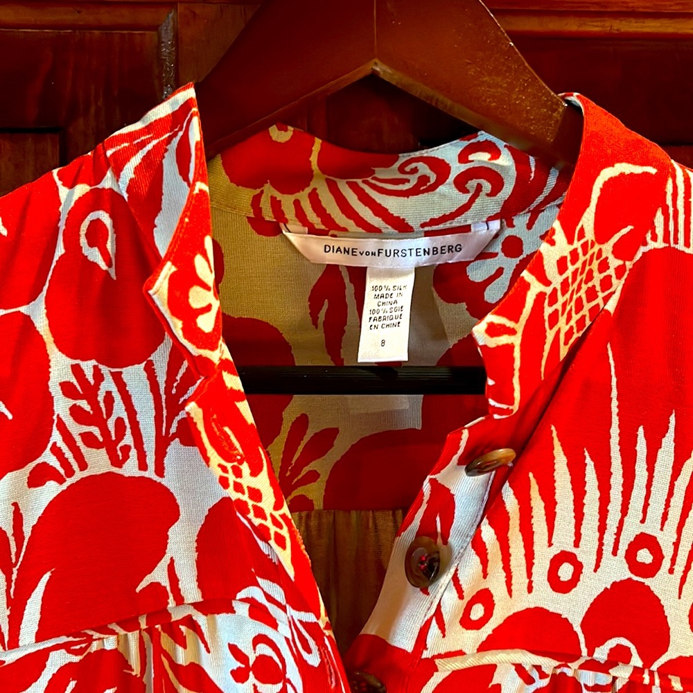 Diane Von Furstenberg 100% Silk Dress